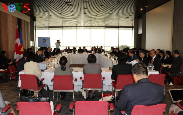 Reafirma Vietnam consideración a lazos Asean-Canadá en XIV diálogo bilateral en Ottawa