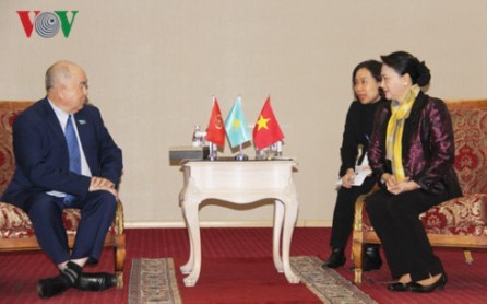 La presidenta del parlamento de Vietnam concluye su visita oficial en Kazajistán