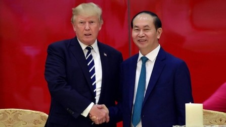 Ceremonia de agasajo en Hanói en honor del presidente estadounidense 