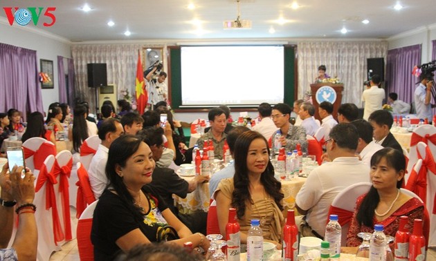 Celebran actividades en honor a los médicos vietnamitas en el país y el extranjero