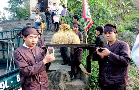 Singulares fiestas de los grupos étnicos en las zonas montañosas de Vietnam