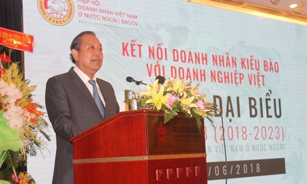 La Asociación de Empresarios Vietnamitas en ultramar celebra su tercer congreso