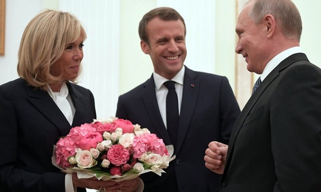 Francia e Italia esperan recuperar la cooperación con Rusia