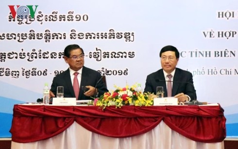 Vietnam y Camboya continúan cooperando para el desarrollo de las provincias en la frontera común
