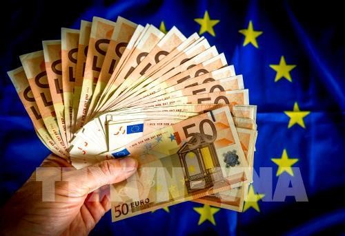 La tasa de inflación de la zona euro disminuye con respecto a lo previsto