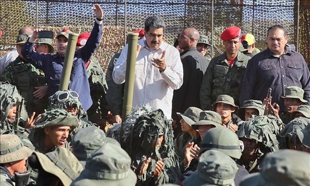 Ejército venezolano en estado de alerta en frontera