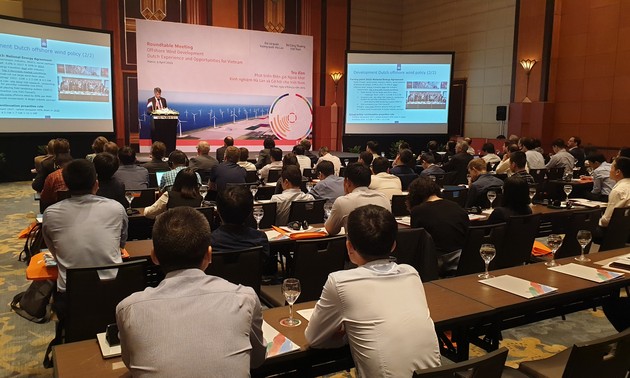 Países Bajos comparte experiencias en el desarrollo de energía eólica con Vietnam