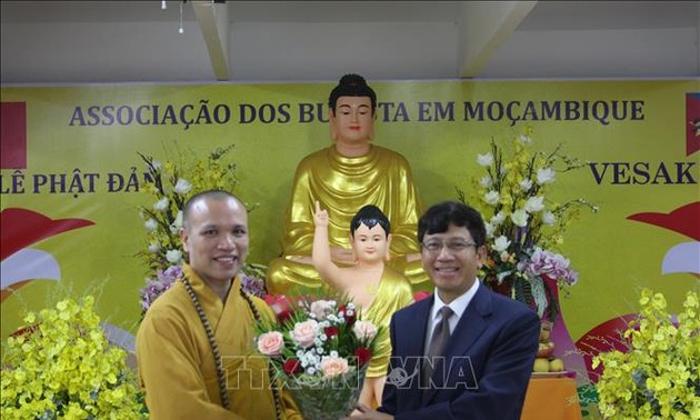 Asociación Budista de Vietnam en Mozambique celebra nacimiento de Buda