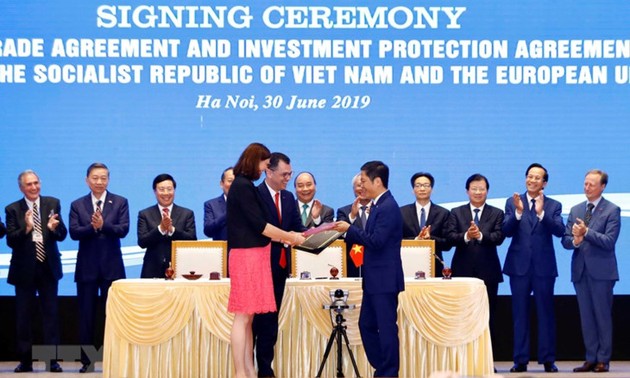 Medios internacionales resaltan la firma del tratado de libre comercio entre UE y Vietnam