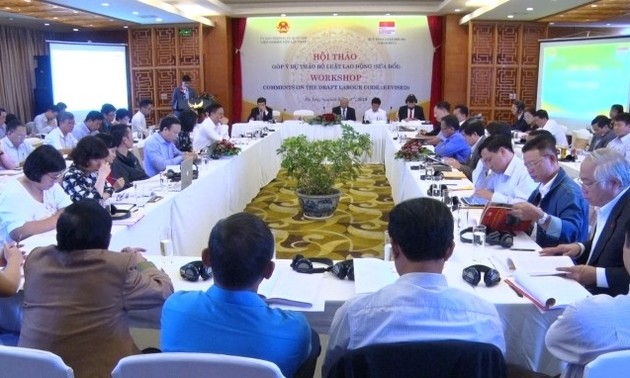Código Laboral ajustado por alentar desarrollo del mercado laboral vietnamita