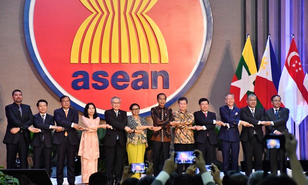 Vietnam conmemora el establecimiento de la Asean