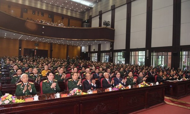 Honran a los soldados y expertos vietnamitas que prestaron servicios en Laos