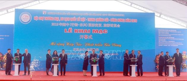 Inauguran  en Quang Ninh Feria Internacional de Comercio y Turismo Vietnam-China 2019