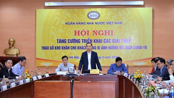 Sector bancario de Vietnam despliega medidas de apoyo a clientes afectados por el Covid-19