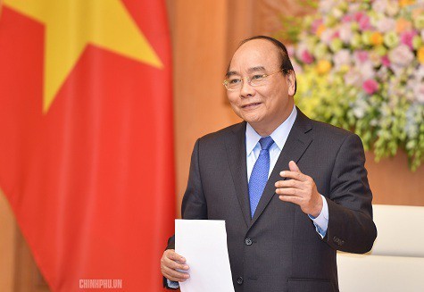 Premier vietnamita invita a los compatriotas en ultramar a unirse a la lucha contra el coronavirus