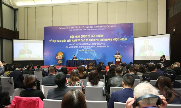 Organizaciones no gubernamentales extranjeras muestran apoyo a Vietnam en la gestión del Covid-19