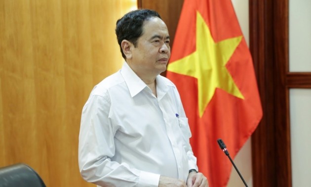 Piden mayor impulso al programa de ayuda a los pobres en Vietnam