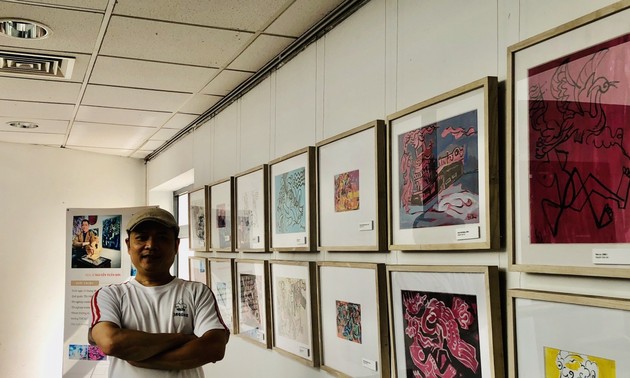 Exposición de pinturas de Truyen Kieu, una visión novedosa del pintor Nguyen Tuan Son