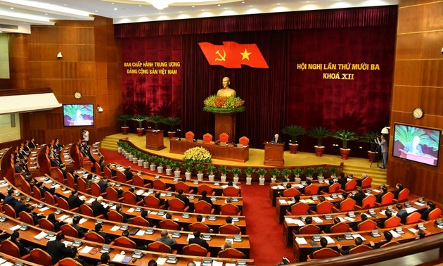 Opinión pública de Vietnam recibe con buena acogida los resultados del XIII Pleno del Comité  Central del PCV