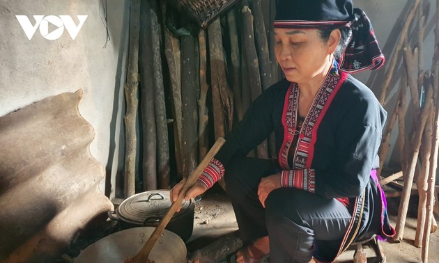 King ceng che: la ancestral tradición para eliminar plagas de los Dao Rojo