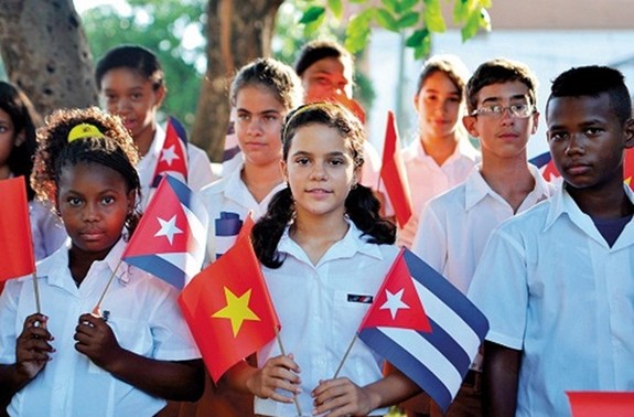 Relaciones especiales Vietnam-Cuba y sus perspectivas 