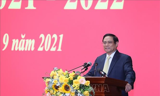 El primer ministro vietnamita pide una mayor renovación de la Academia de Defensa