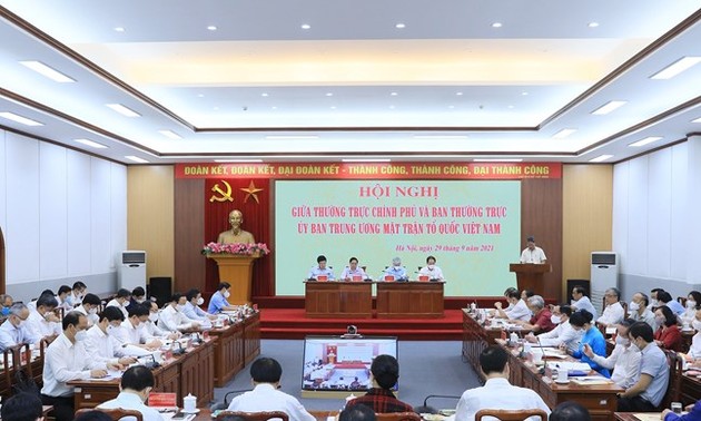 El Gobierno y el Frente de la Patria de Vietnam afianzan la coordinación