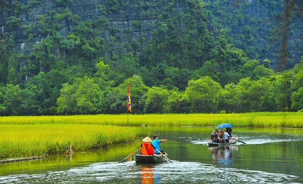 Expertos de Vietnam y Colombia abordan la gestión de actividades de ecoturismo