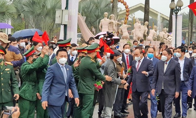 Dirigente vietnamita destaca la rica identidad cultural y la unidad de las 54 etnias del país