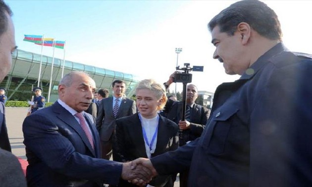 Presidente venezolano Nicolás Maduro visita Azerbaiyán