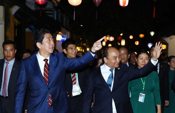 Abe Shinzo, un jefe de Gobierno que dejó profundas improntas en las relaciones Vietnam-Japón