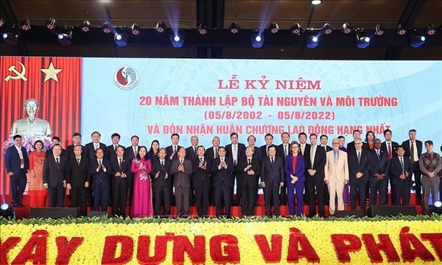 Vietnam concede importancia a la gestión de recursos naturales y la protección del medio ambiente