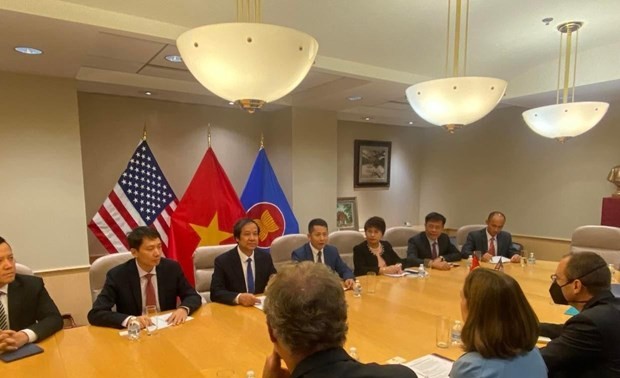 Ministro de Educación y Formación de Vietnam concluyó visita a Estados Unidos
