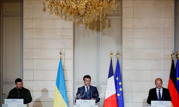 Francia, Alemania y Reino Unido continuarán apoyando a Ucrania