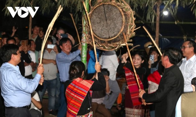 Festival de tambores– ocasión de intercambio amoroso de los Ma Coong