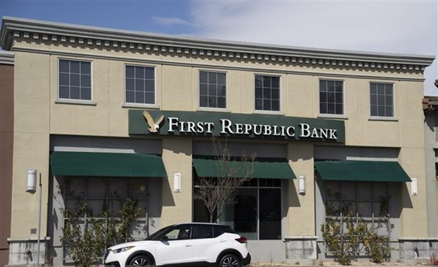 Grandes entidades financieras de Estados Unidos rescatan First Republic Bank