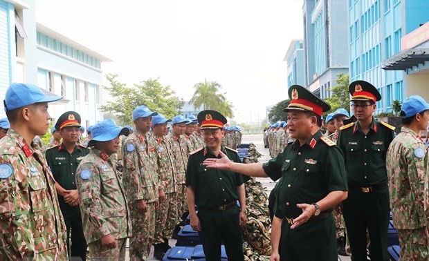 Ingenieros militares vietnamitas preparan  300 toneladas de mercancías para su misión en Abyei