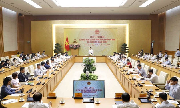 Gobierno vietnamita promete destrabar dificultades para la economía