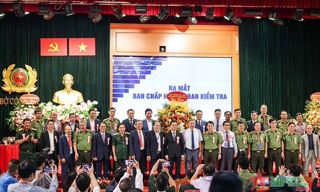 Celebran Primer Congreso Nacional de la Asociación de Seguridad Cibernética de Vietnam