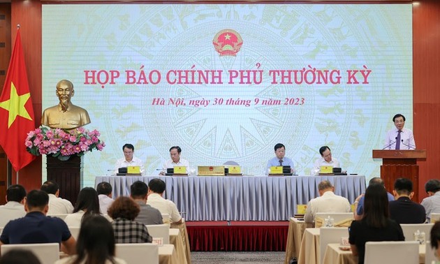 Gobierno de Vietnam prioriza crecimiento económico  