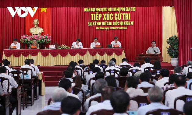 Premier vietnamita se reúne con electores en ciudad meridional