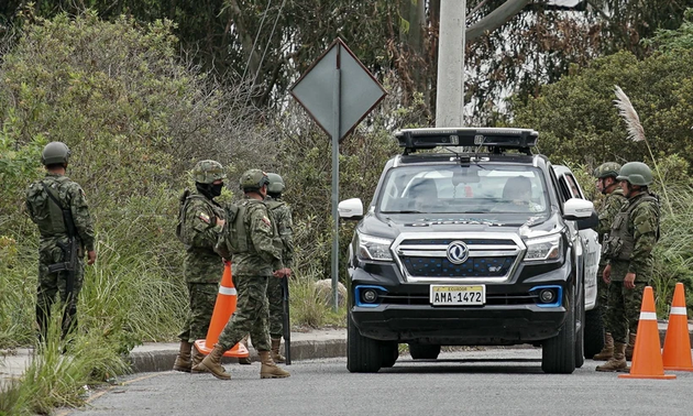 Ecuador declara conflicto armado interno y Perú refuerza seguridad fronteriza