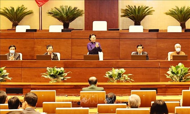 Nguyên Thi Kim Ngân reçoit 100 délégués exemplaires du 2e Congrès national des minorités ethniques