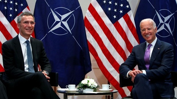 Le chef de l'OTAN évoque le renforcement de l'Alliance lors d'un entretien avec Joe Biden