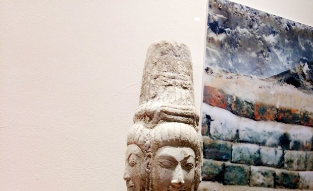 Exposition «Couleurs culturelles des ethnies minoritaires Khmer, Cham et Hoa» et 5 trésors nationaux