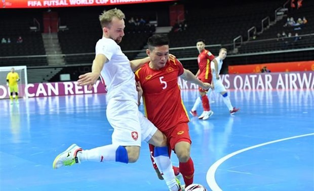Les medias tchèques félicitent l’équipe vietnamienne de futsal