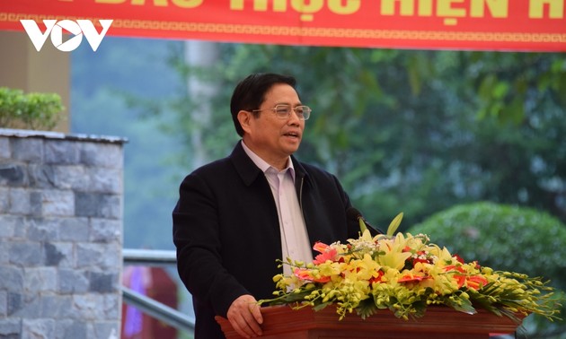 Pham Minh Chinh à la Journée de la grande union nationale à Cao Bang