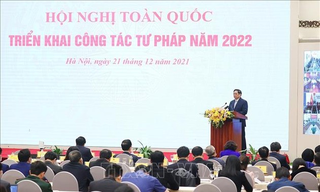 Pham Minh Chinh participe à la conférence sur les missions judiciaires de 2022