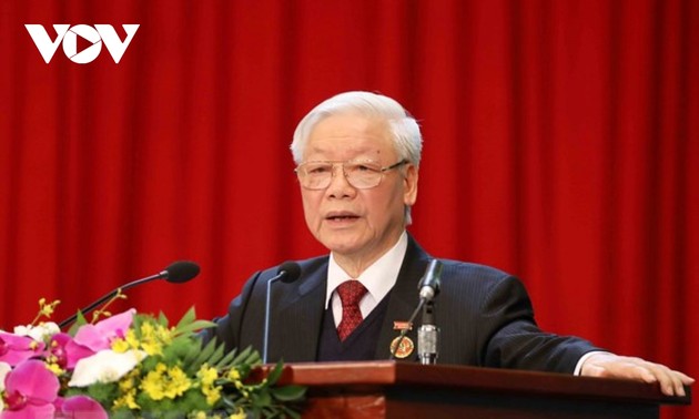 Nguyên Phu Trong: l’édification et la refonte du Parti sont liées étroitement au développement du Parti et de la Nation