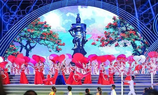 La Fête des Flamboyants – un coup de pouce pour le tourisme de Hai Phong